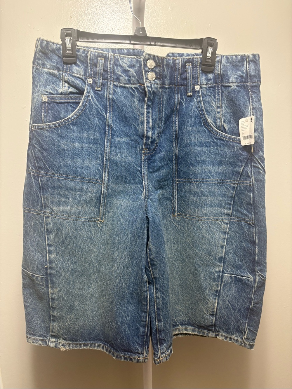 Free People Barrel Shorts Blue Denim Shorts - Picture 2 of 8